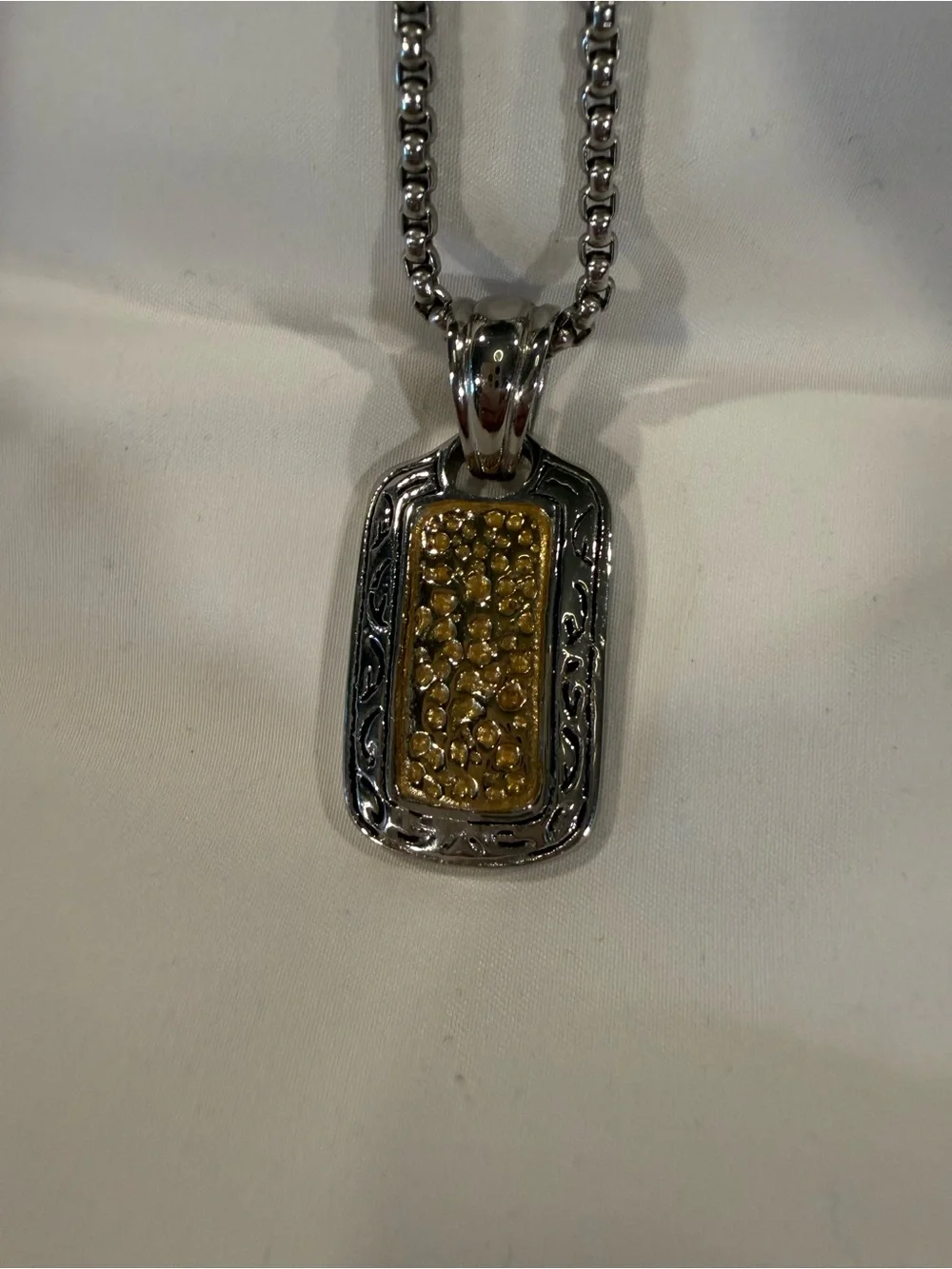 Men’s European Two-Tone Pendant Necklace | Silver-Tone Statement Necklace